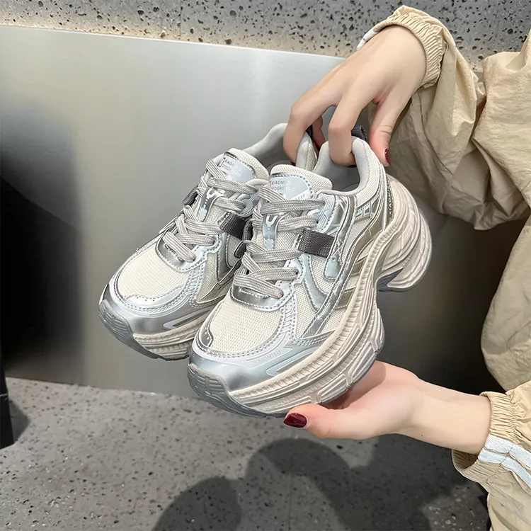 厚底内真皮老爹鞋女2025秋季新款复古百搭轻便软底休闲跑步鞋爆款