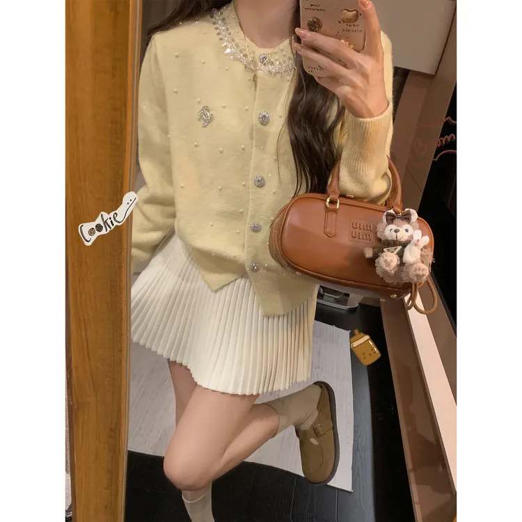 钉珠重工减龄百搭针织开衫时髦设计感短款学院风别针圆领珍珠毛衣