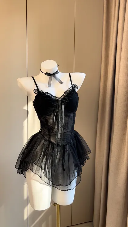 黑天鹅【80-155斤】黑色气质高弹力带钢圈胸垫可拆显瘦美背舒适睡裙