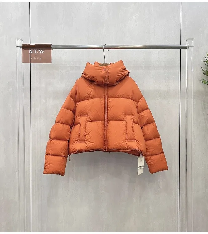 PINK冬时尚连帽超轻泡芙羽绒服女小个子宽松短款白鸭绒外套62298