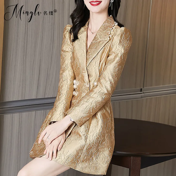 秋装2025年新款法式洋气时尚减龄小个子a字收腰显瘦西装连衣裙女