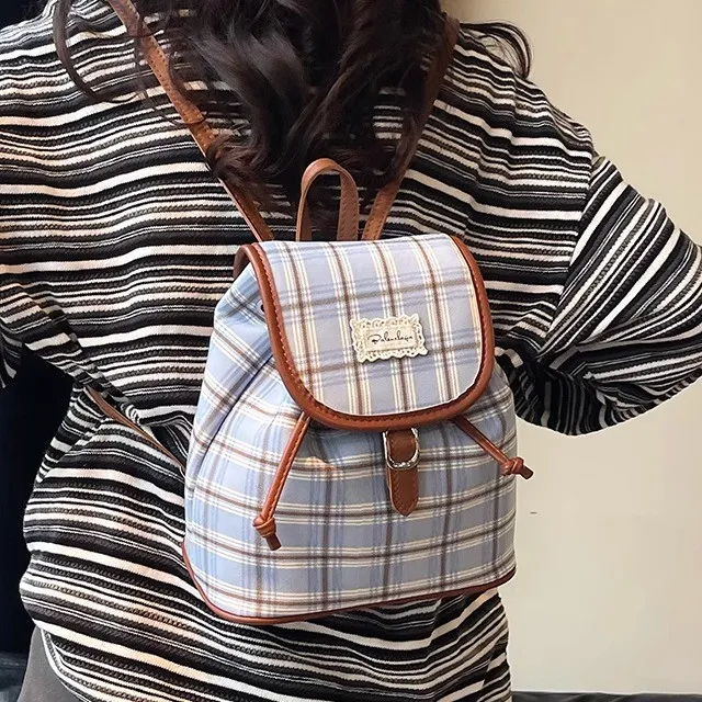 格子帆布双肩包女休闲百搭学生上课书包水桶包高颜值轻便旅游背包