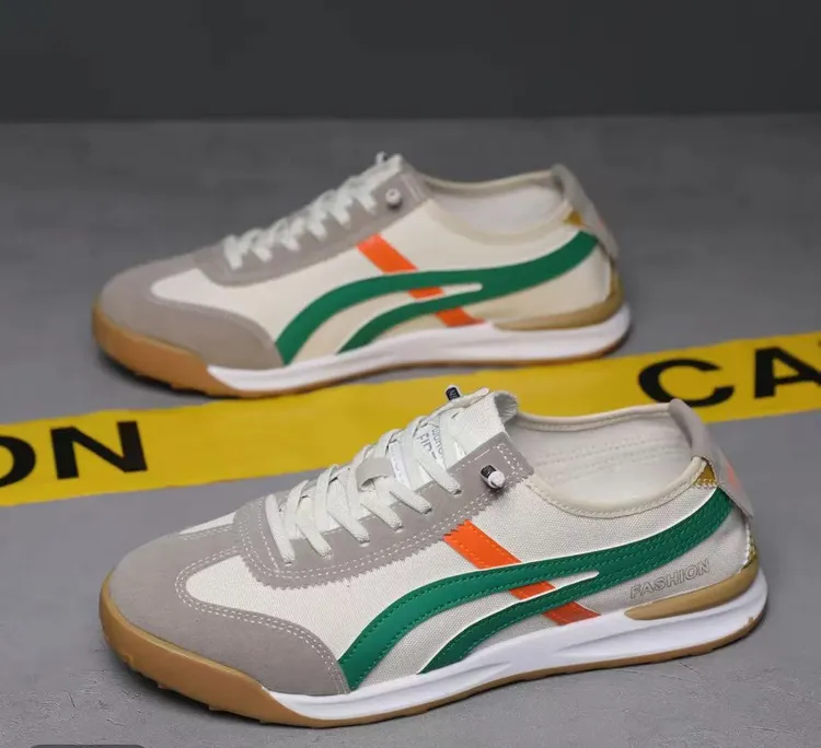 新款防滑德训鞋轻便耐磨跑步鞋透气一脚蹬薄款懒人阿甘鞋