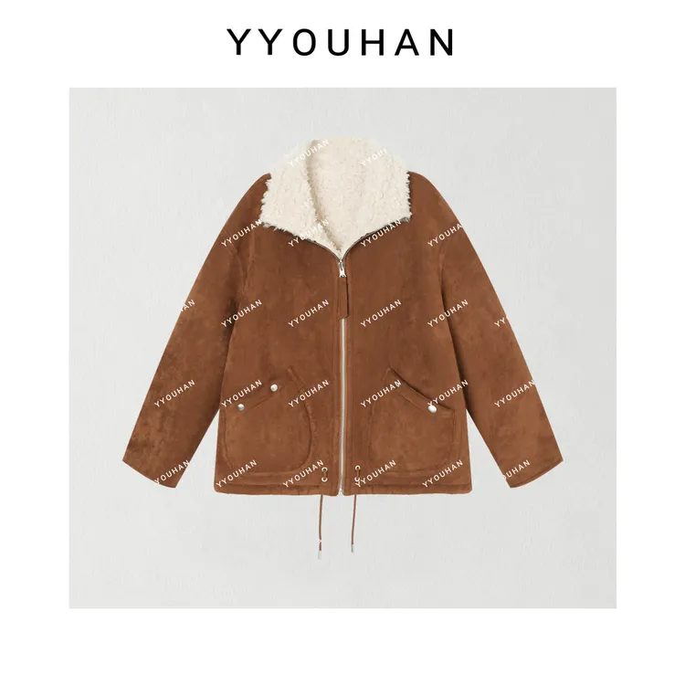 月月 2025秋冬新款小众设计羊羔毛中长款两面穿短外套 2510C7369