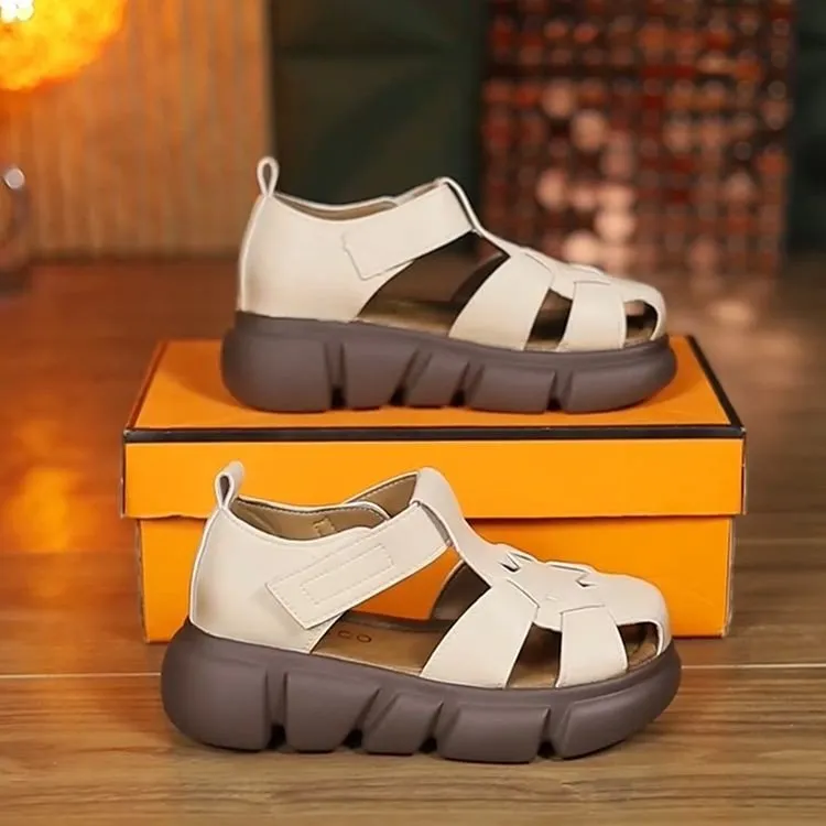 断码清仓复古包头中跟罗马凉鞋女2025新款夏季镂空粗跟猪笼鞋