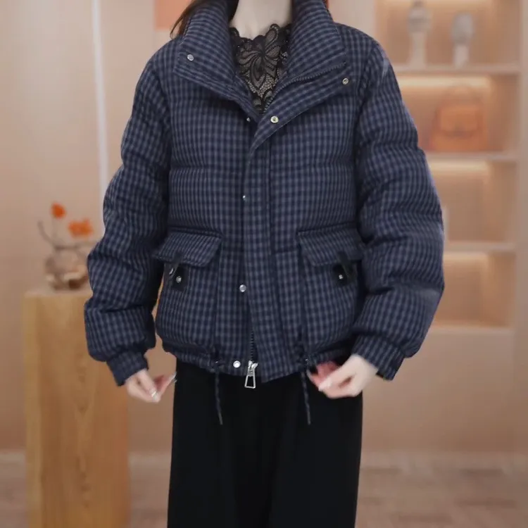 高档精纺格纹洋气加厚鸭绒羽绒服女2025冬季新款时尚百搭保暖外套