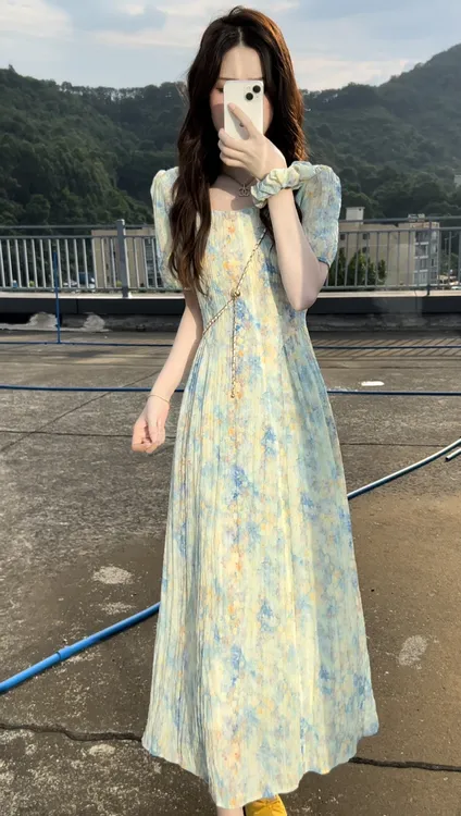 【有口袋】盛夏蓝色油画夏季碎花方领收腰显瘦女连衣裙时尚气质1517