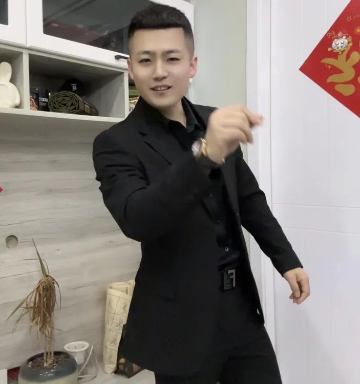 XZ915男士行政西装双开叉套装春秋季轻奢男装修身商务休闲西服
