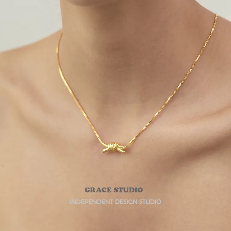 铜合金项链 高级感交叉绳结吊坠锁骨链女小众设计百搭日常项链