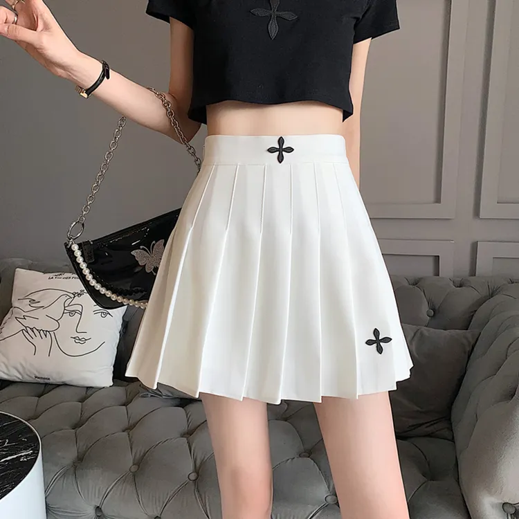 大码白色百褶裙女夏季胖mm高腰显瘦西装a字裙学院风黑色jk半身裙