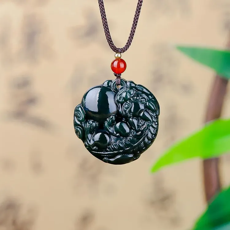 【专柜真品】貔貅抱球双面精雕复古雕刻吊坠商品图