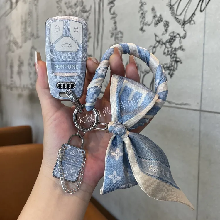 适用于奥迪A4L钥匙套Q5L汽车A5专用A6L A3 Q3 Q2L Q7 A8 A7L女扣