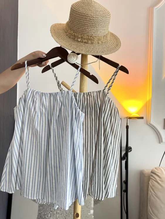 性感时尚通勤潮流风吊带背心外穿夏装设计感内搭气质露肩