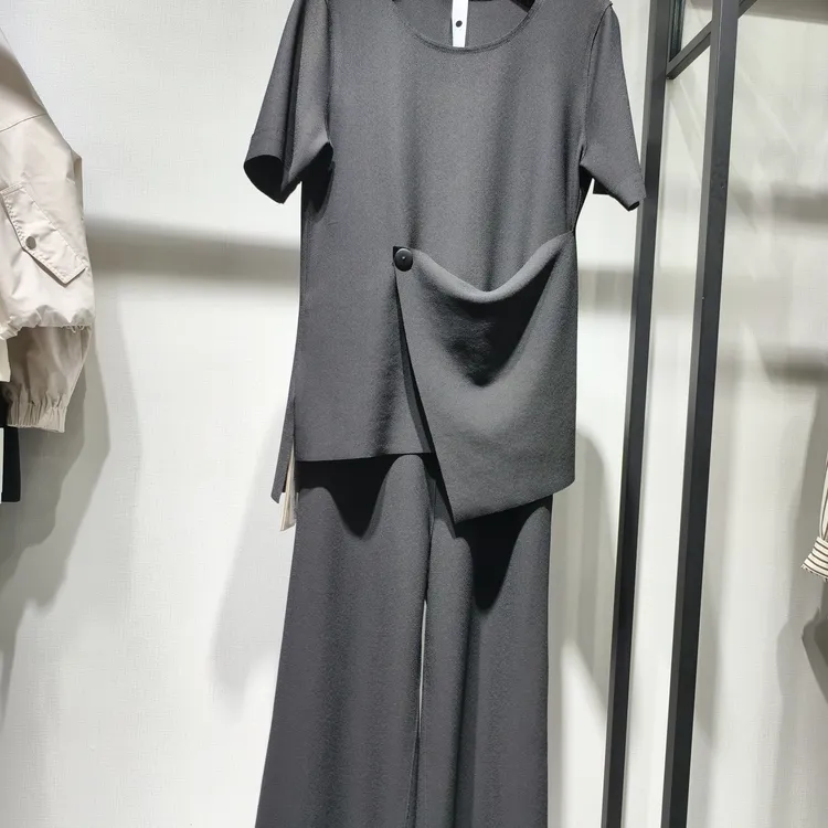 黑色套装  秒杀款