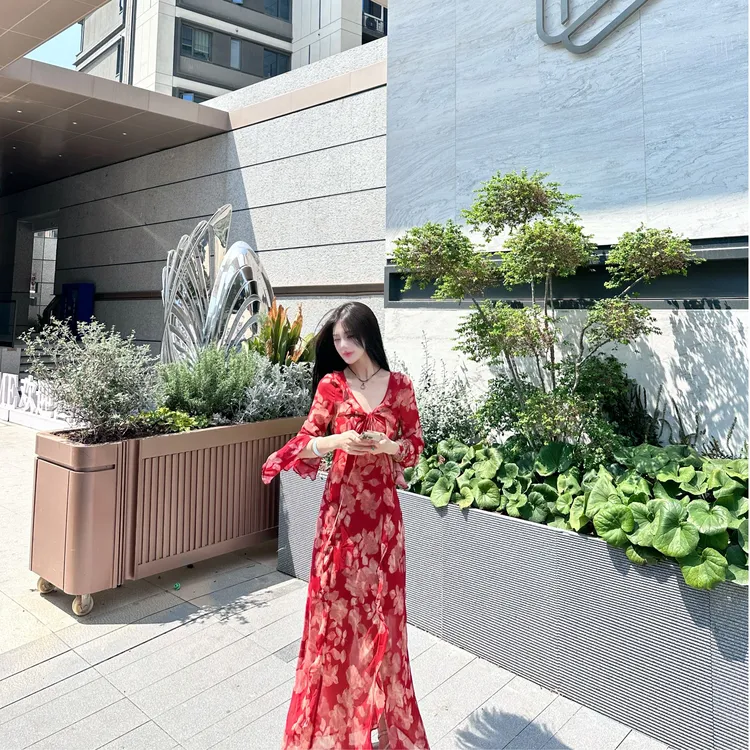 长袖连衣裙连衣裙复古中长款七分袖长袖秋季法式裙子碎花收腰长裙