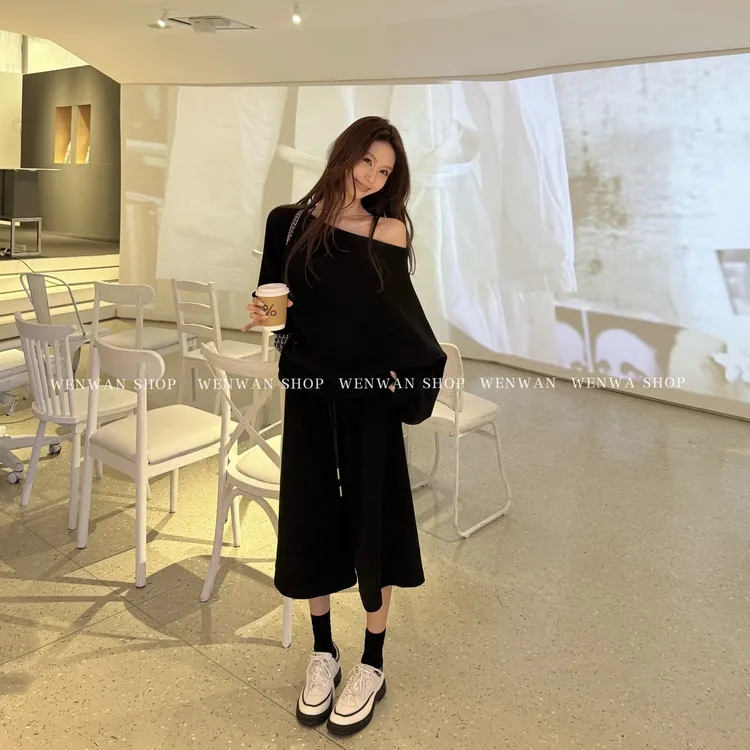 双十一狂欢价！【许你耀眼】双面德绒！高克重～黑色套装（卫衣+七分裤）