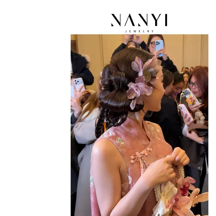 小南一｜韩子造型大课 全遍全某网 紫色丝绒莲蓬