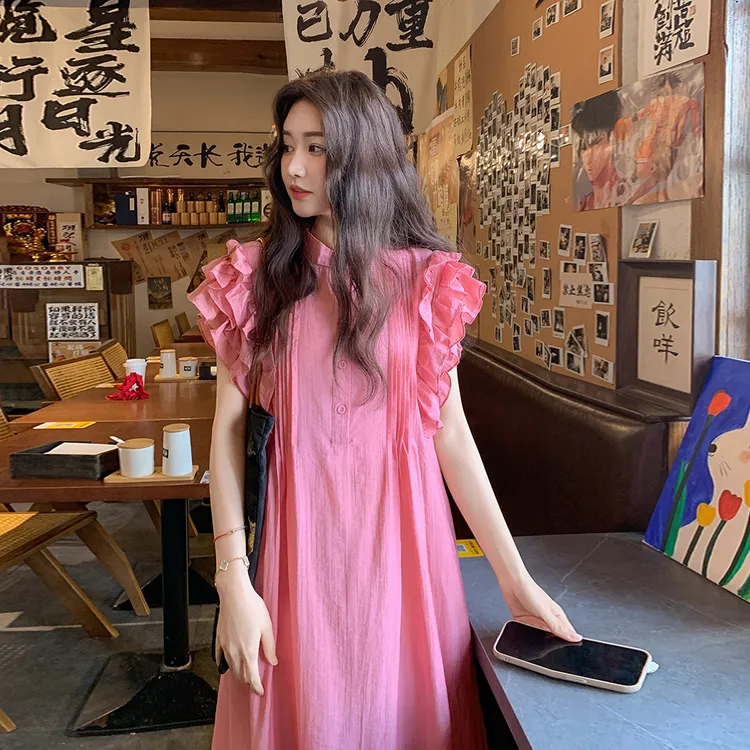 粉色甜美超好看小飞袖连衣裙女2025夏季法式设计感气质减龄衬衫裙
