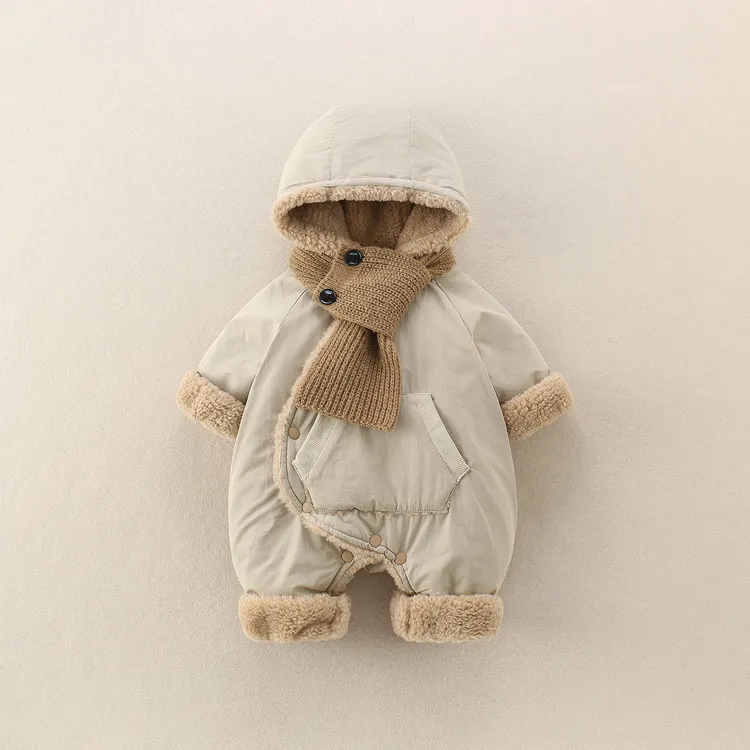 婴儿衣服冬季防风外套加厚夹棉宝宝棉袄连体哈衣可爱外出服冬爬服