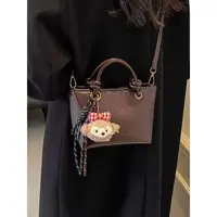 爆款油皮复古包女士新款百搭质感斜挎包手提水桶包高颜值外出时尚