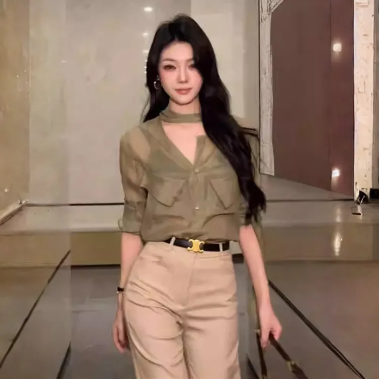 法式优雅V领飘带长袖衬衫女早秋打底别致小衫高级感复古气质上衣