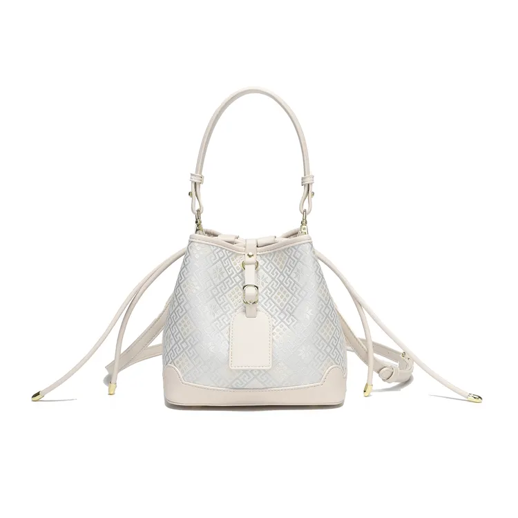 广西工美院工美臻选八角星芒水桶包