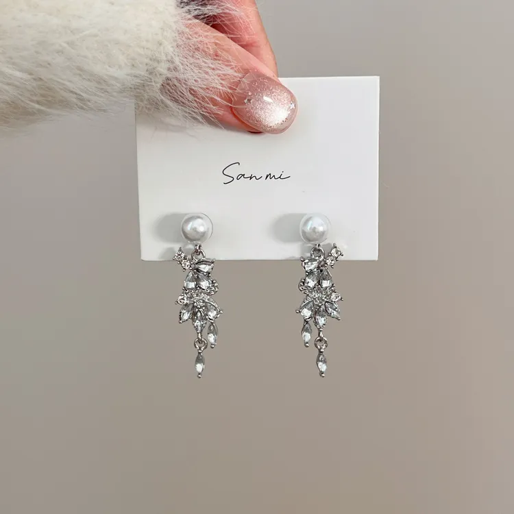 铜合金锆石耳饰 韩系闪钻树叶珠珠女小众设计高级感流苏麦穗耳环