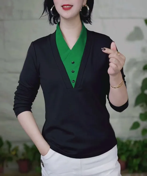 2025秋季时尚青果领套头休闲长袖打底衫显瘦宽松拼接百搭新款上衣