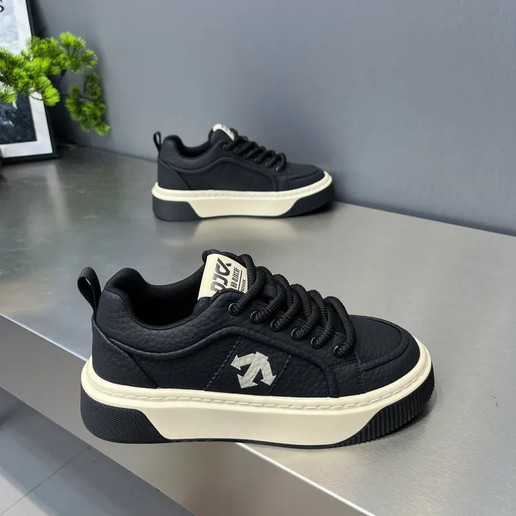 68-708秋冬新款韩版低帮男鞋皮面厚底运动休闲鞋男士板鞋