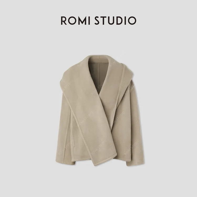 ROMI STUDIO"棕标系列"羊毛绒感 | 双面呢连帽气质大衣RWCAWG4869