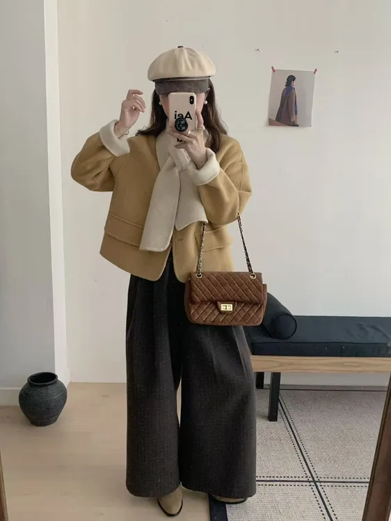 可拆卸围巾小香风秋冬短款韩版厚款羊毛外套上衣休闲气质小个子