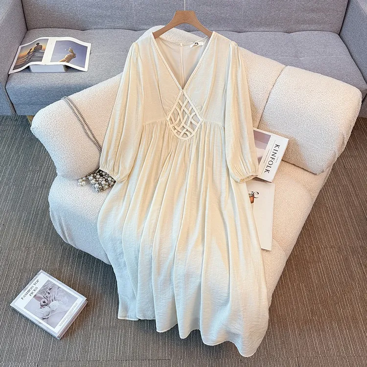 【董咚咚】120-300斤长袖法式V领拼接纯色小众设计感中长收腰连衣裙