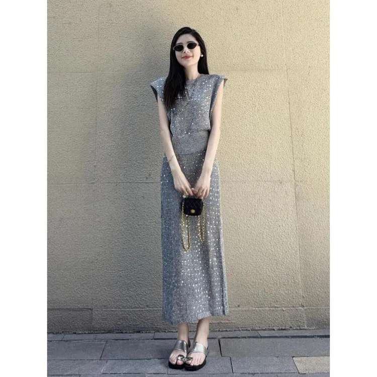 巨好看的夏装一整套韩系高级小众不撞款重工亮片上衣半身裙两件套