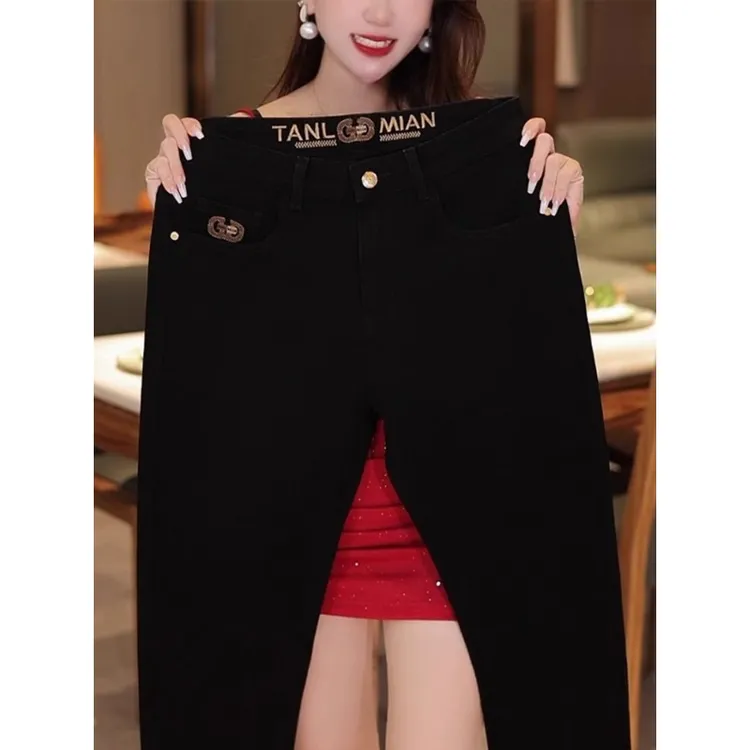 潮牌轻奢刺绣修身小脚裤男ins欧货时尚高档痞帅复古弹力牛仔长裤