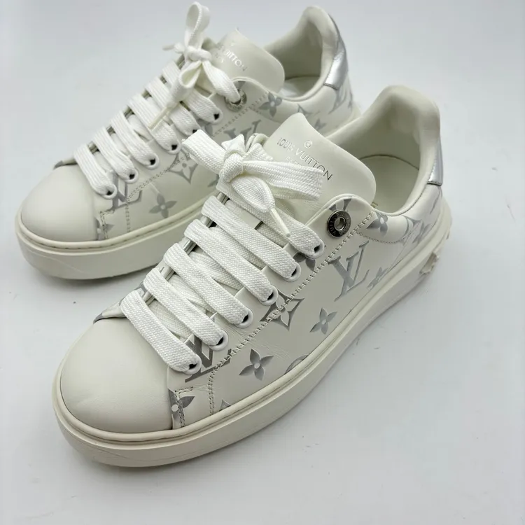 95新 LouisVuitton/路易威登 36码/LV路易威登满印板鞋/无盒/95新