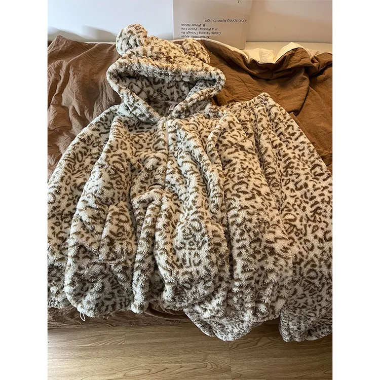 韩版小熊豹纹珊瑚绒睡衣女冬季新款保暖加绒加厚可外穿家居服套装