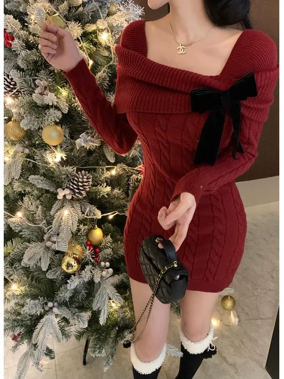 红色一字肩针织连衣裙子女秋冬2025新款气质穿搭气质显瘦包臀短裙