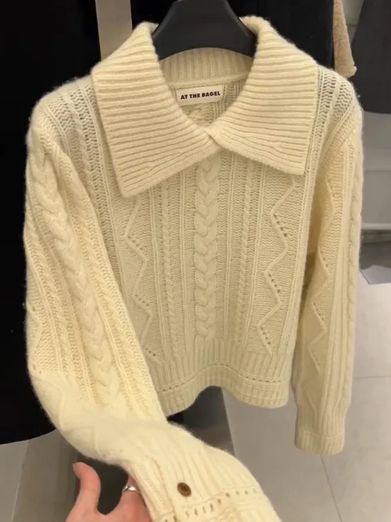 韩系秋冬新款宽松温柔风麻花翻领长袖针织衫女显瘦减龄打底衫上衣