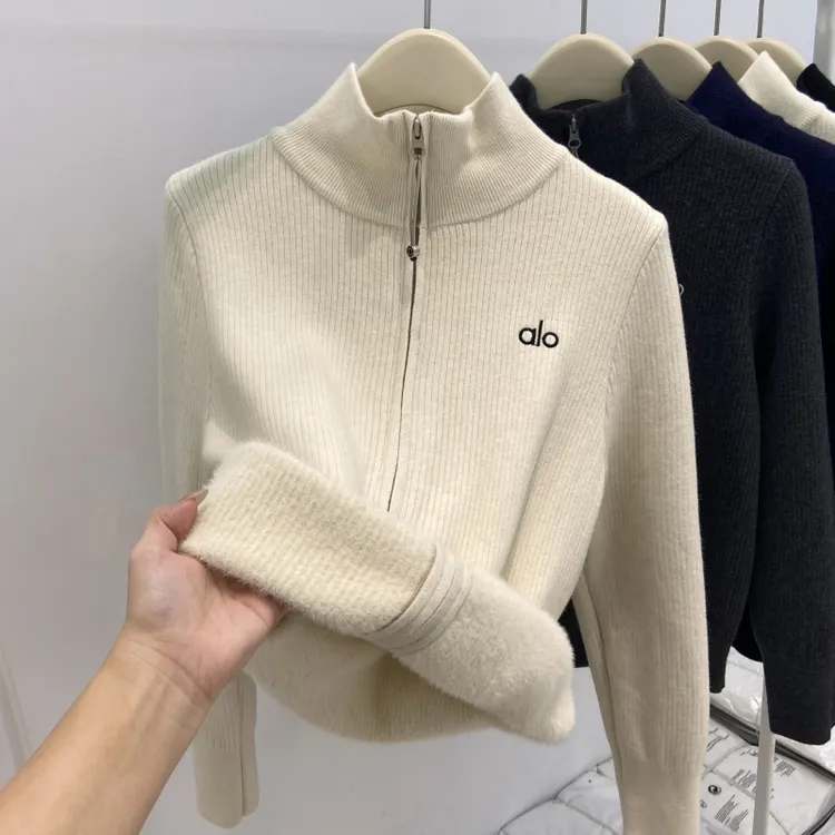 2025秋冬新款设计感气质毛衣针织开衫外套女新款女别致上衣女装