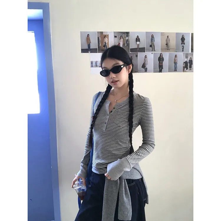 韩系条纹撞色半开领长袖t恤女秋季设计感小众撞色拼接打底衫上衣