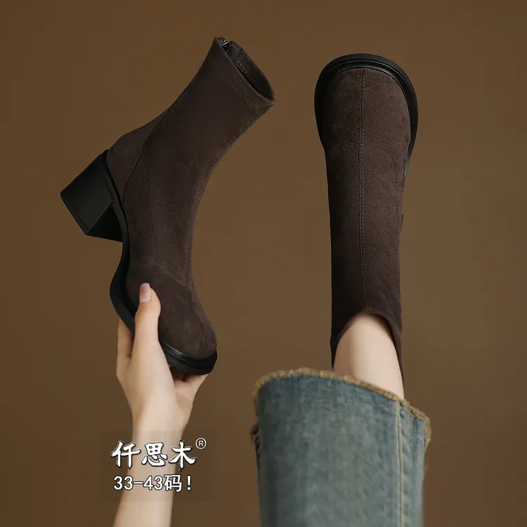 高跟短靴女款棕色靴子2025新款大码女鞋41到43胖脚宽肥40粗跟圆头