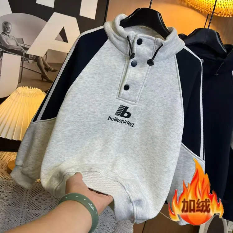 【加绒/不加绒】秋冬季男童时髦设计字母拼接潮酷半高领卫衣Y10965