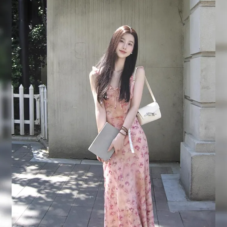 0732曼谷穿搭法式粉色碎花连衣裙女夏季收腰裙子海边度假a字长裙