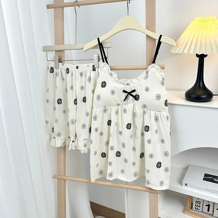 吊带睡衣女夏季爆款2025新款带胸垫薄款宽松可外穿家居服两件套装