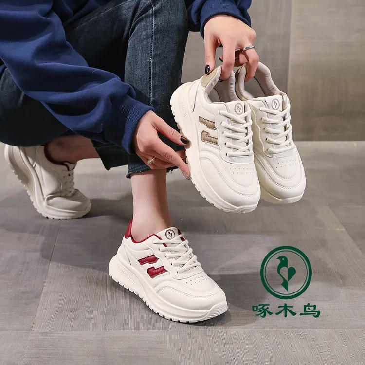 啄木鸟2025早春新款轻便百搭时尚小白鞋厚底休闲运动鞋