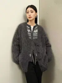 2102【臻炫女装】新款气质时尚设计纯色带口袋高级感拉绒开衫上衣