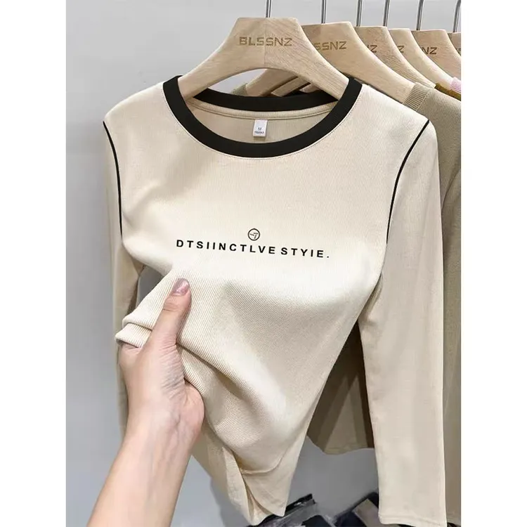插色肩膀线条圆领长袖t恤女款2025新款爆款秋冬季时尚打底衫上衣
