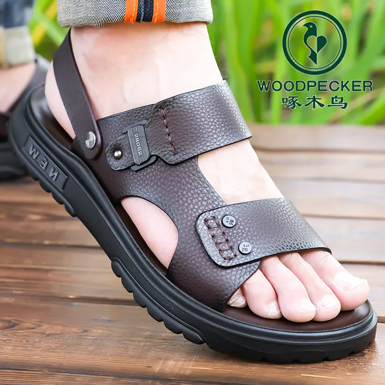 啄木鸟2025夏季新款男士头层牛皮沙滩鞋时尚休闲真皮拖鞋男露趾凉