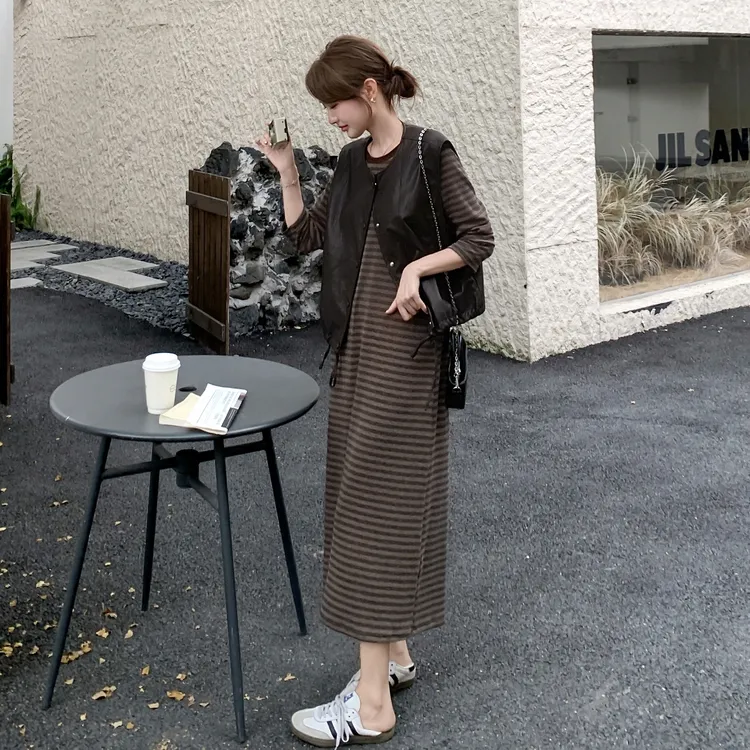 复古慵懒感时髦显瘦套装裙女秋季新款时尚气质马甲条纹连衣裙新款
