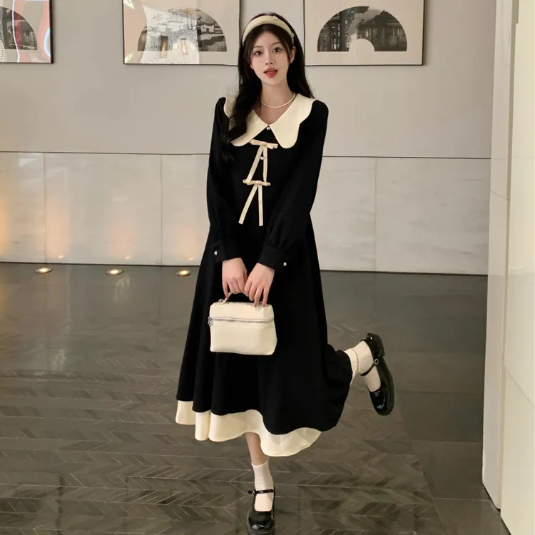 黑色娃娃领长袖连衣裙女春秋新款大码胖mm显瘦法式温柔风打底长裙